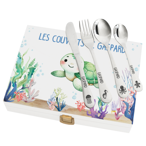 Coffret blanc océan et ses couverts personnalisés