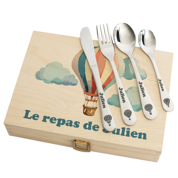 Coffret montgolfière et ses couverts personnalisés